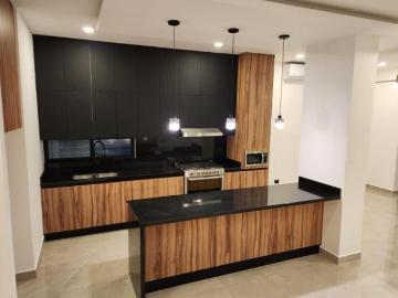 Estrena casa en Lagos del Sol. Fracc. Exclusivo con lago y amenidades en Cancun