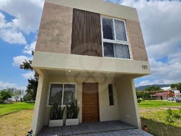 Estrena casa en Santa Ana Tepetitl?n