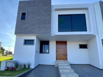 Estrena casa en venta, Argenta Mirador Residencial 67 con recámara y baño en planta baja