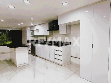 Estrena Departamento en Zona de Lujo Jardines del Pedregal | Servicios Incluidos