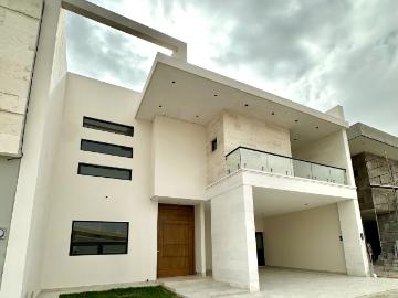 ESTRENA HERMOSA CASA Y DISFRUTA HERMOSO JARDÍN!