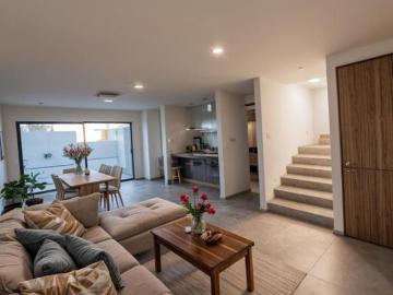 Estrena Hermosa Casa entre El Refugio y Zibata, Hermoso Diseño, Calidad de Vida