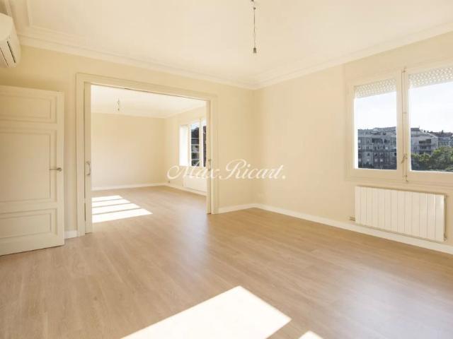 Estrena piso mirando Turó Park 280m²