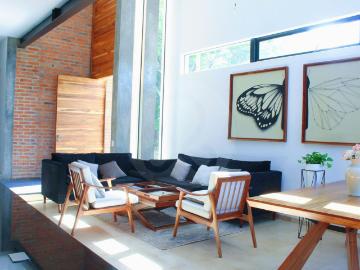 Estrena Residencia a tu medida en Las Ca?adas Country Club