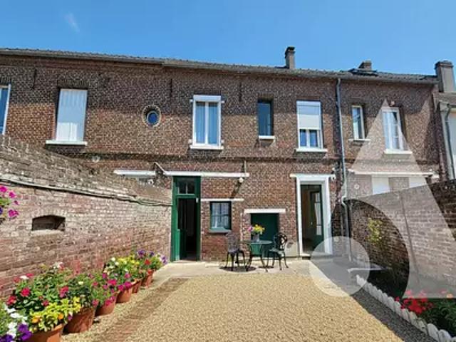 Estrées Saint Denis 60190 Achat / Vente maison 4 pièces t4 au dernier étage cave