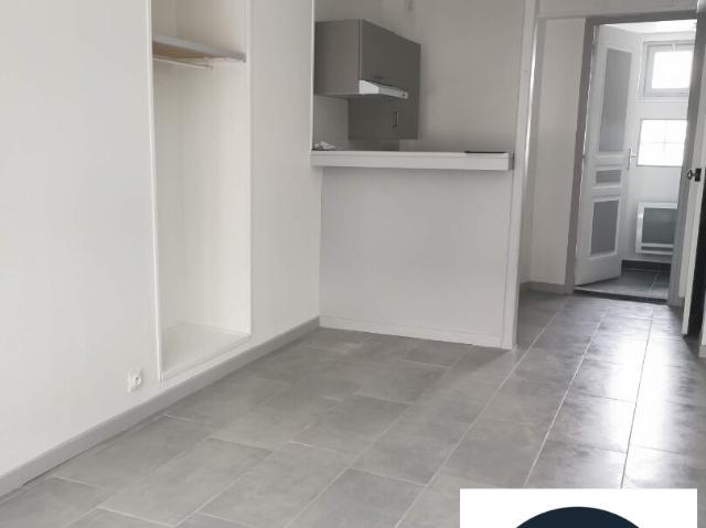 EPERNON / Location Appartement 1 Pièce 19 m²