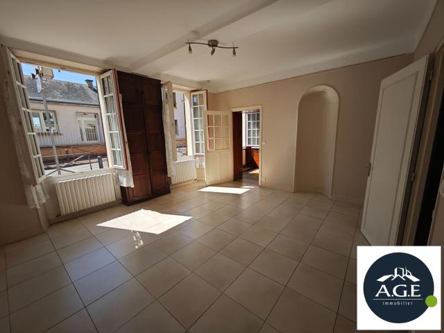 EPERNON / Location Appartement 1 Pièce 41 m²