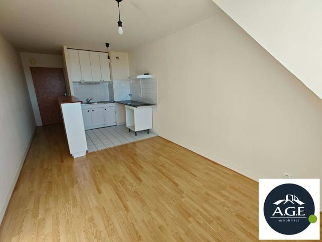 EPERNON / Location Appartement 2 Pièces 39 m²