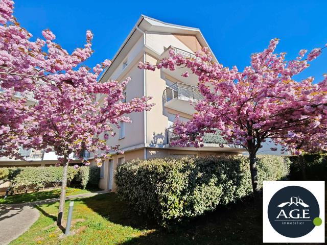 EPERNON / Location Appartement 2 Pièces 44 m²