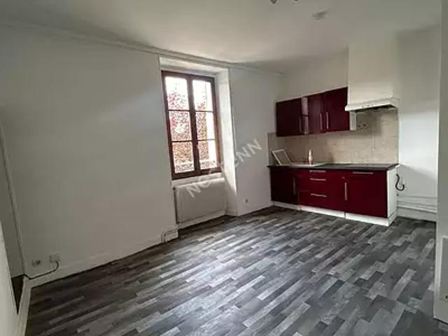 Epernon 28230 Location appartement 2 pièces t2 au dernier étage