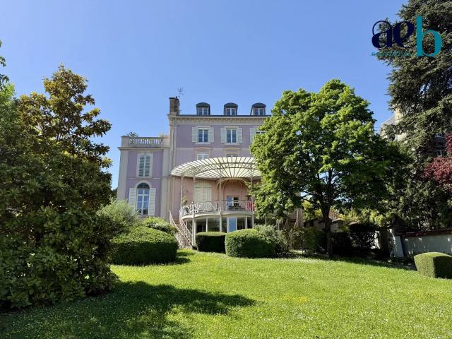 Épernay Appartement en RDJ de 173m²
