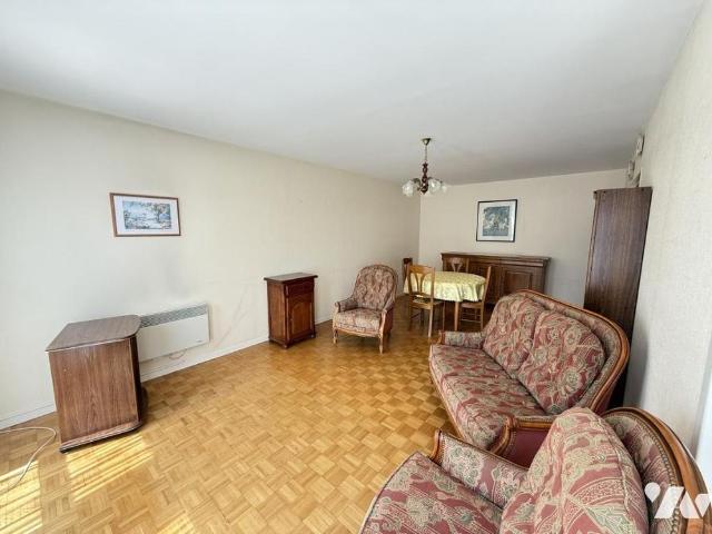 EPERNAY F3 MEUBLE HYPER CENTRE