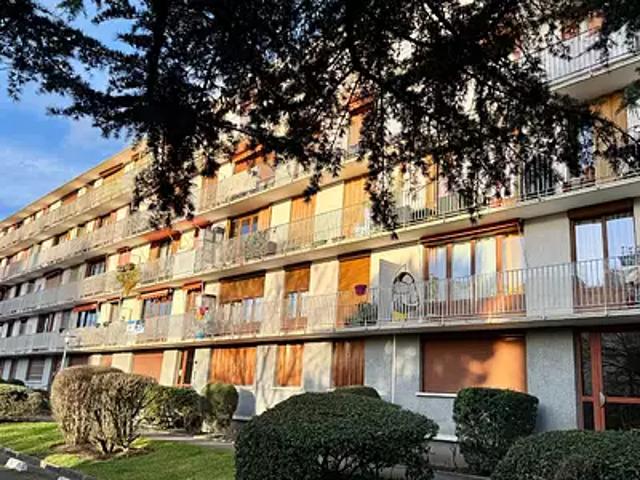 Épinay sur Seine 93800 Achat / Vente appartement 5 pièces t5 cave parking