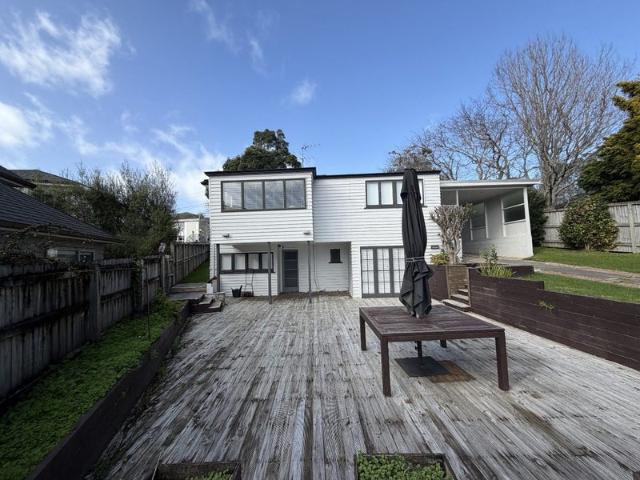 epsom, 4 bedrooms