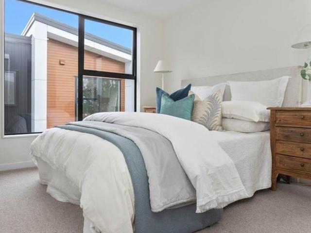 epsom, 4 bedrooms