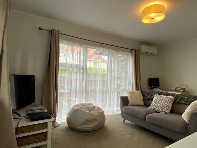 epsom, 1 bedroom