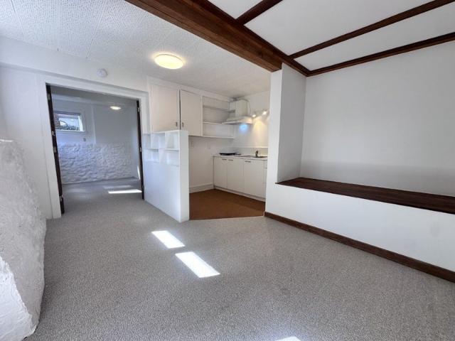 Epsom, 1 bedroom
