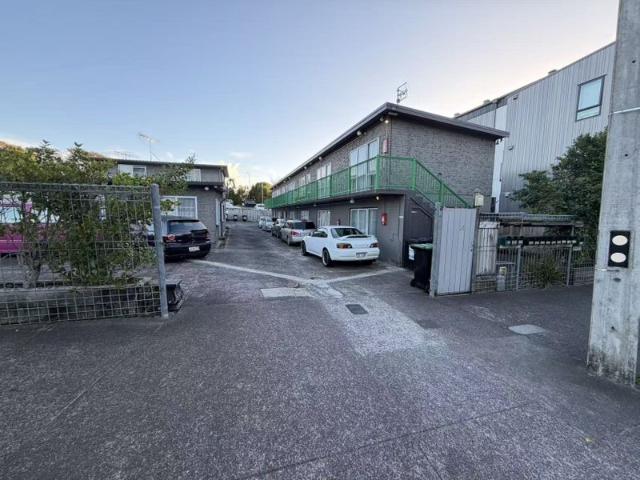 epsom, 1 bedroom