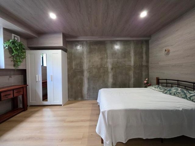 epsom, 2 bedrooms