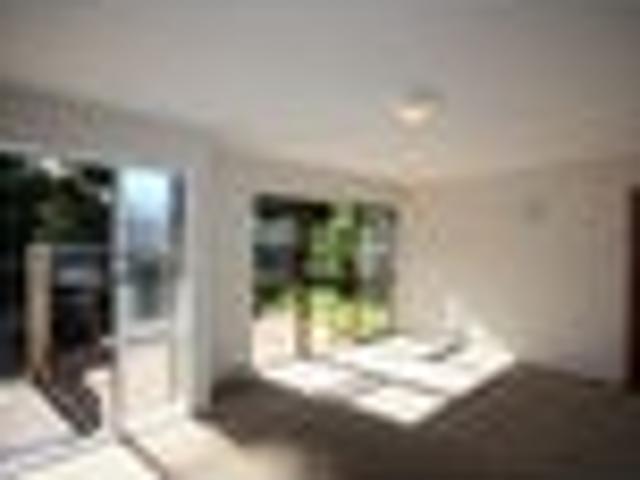 Epsom, 2 bedrooms, $590 pw