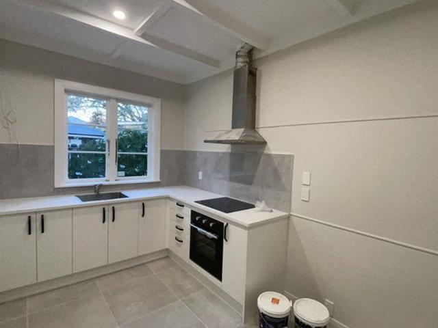 epsom, 2 bedrooms