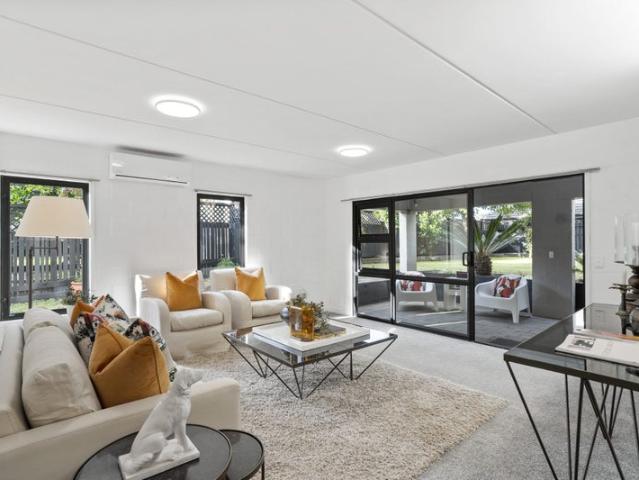 epsom, 3 bedrooms