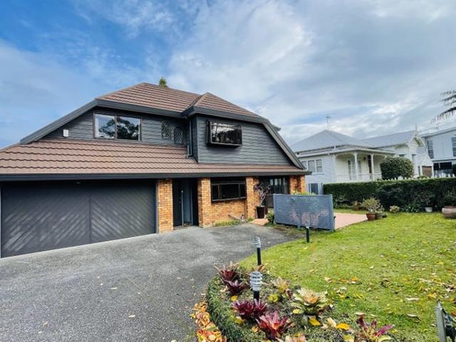 epsom, 3 bedrooms