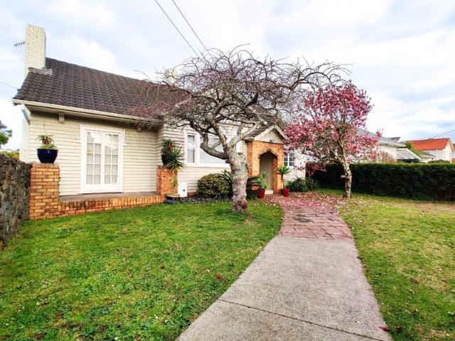 epsom, 3 bedrooms