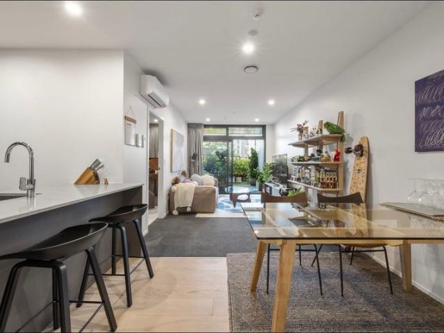 epsom, 3 bedrooms