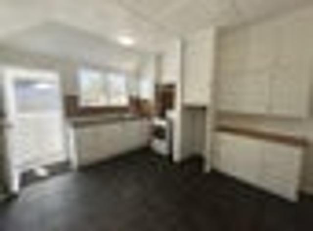 Epuni, 2 bedrooms, $560 pw