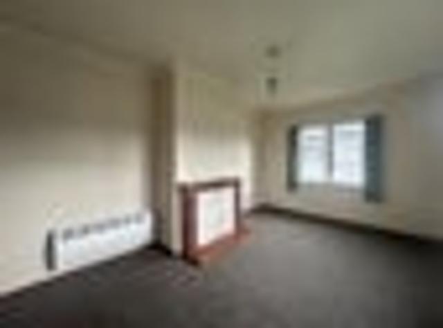 Epuni, 2 bedrooms, $575 pw
