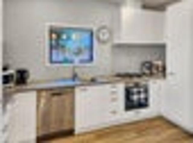 Epuni, 2 bedrooms, $650 pw