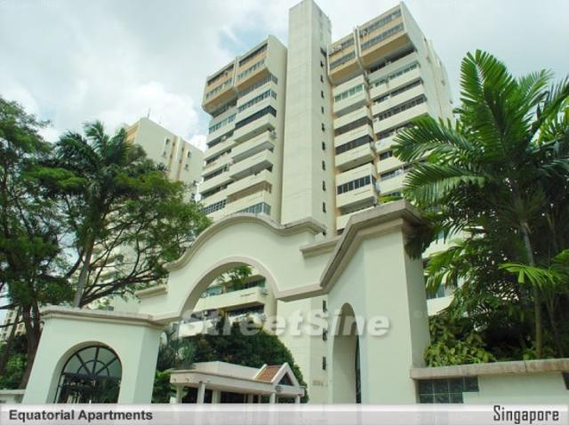 Equatorial Apartments D15, Apartment