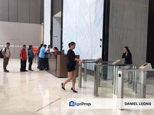 Equatorial Plaza, EQ Plaza