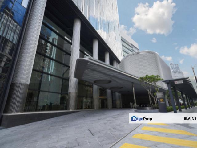 Equatorial Plaza