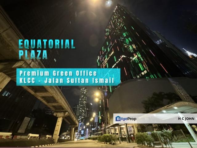 Equatorial Plaza