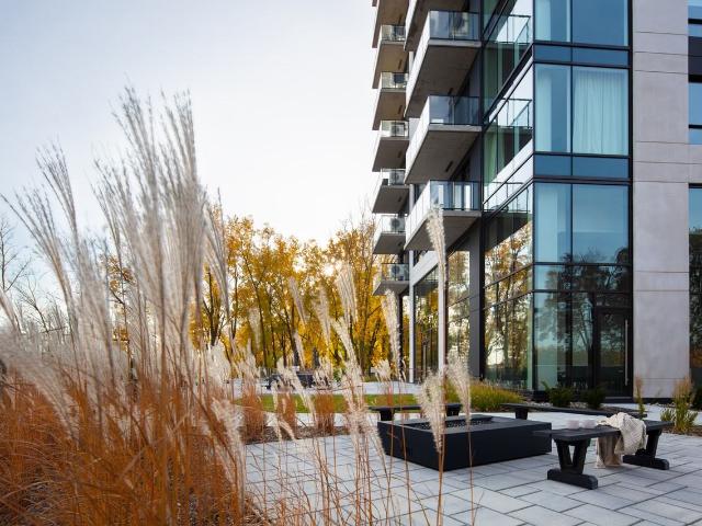 EQUINOXE Lévesque 1 Bedroom Apartment for Rent at 3030 Boul Lévesque O, Laval, QC H7V 0B9 Chomedey