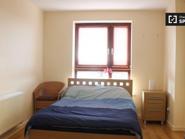 Equipped room in 2 bedroom apartment in Santry, Dublin
