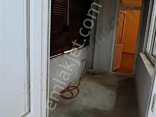 Er taş'tan Çarşı Merkezde Az Katlı Sıfır 2+1