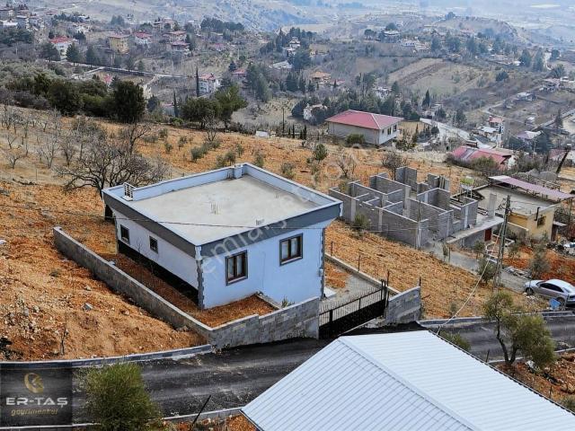 Er taş Gm'den Sarıkaya'da Manzaralı Sıfır Yapı Yazlık