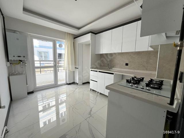!ER&KA GAYRİMENKUL'DEN FULL DONANIMLI ARA KAT 3+1 SIFIR DAİRE!