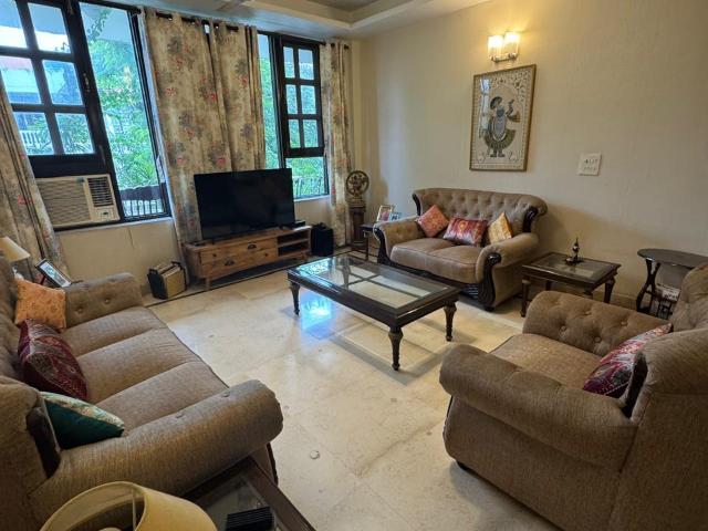 Eros Lakewood City 3 Bedroom 266 Sq. Yd. Builder Floor in Suraj Kund Faridabad Listing ID: #10346