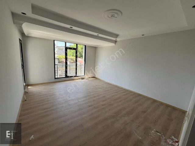 Eray Emlak'tan Kiralık Arakat 2+1 85m2 Kullanışlı Daire