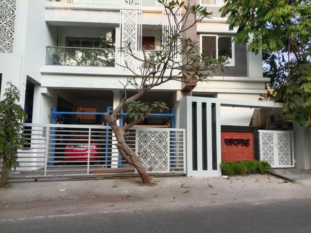 Erandwane 4 BHK Apartment For Sale Pune