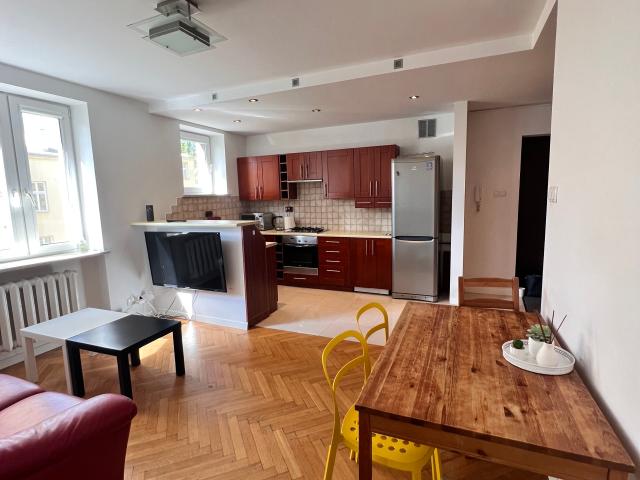 ERASMUS WELCOME – 3 rooms apartment Gamerskiego Street, City Center – Warsaw