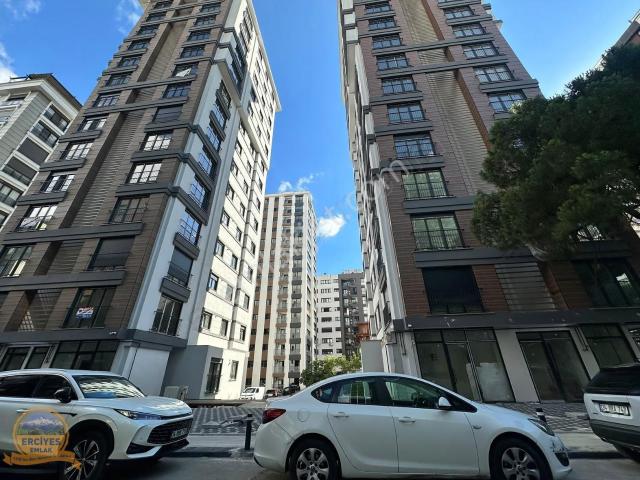 Erciyes'den Göztepe'de Yeni Binada 2+1 Kombili 95 M² Ara Kat