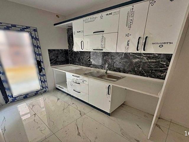 ERD YAPI'DAN ÇEKMEKÖYDE BALKON KEYFİYLE GENİŞ 2+1 DAİRE
