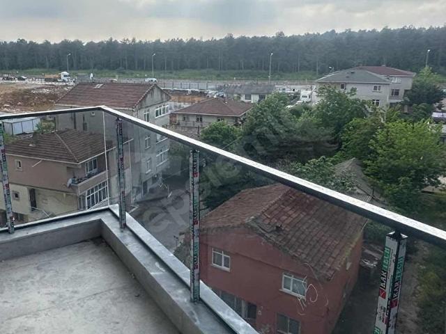 ERDAL AKKÖK. KAPALI OTOPARK 2+1 ORMAN MANZARA 10m2 BALKONLU