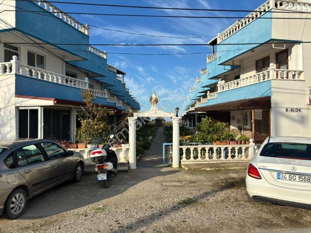Erdek Turan Mahallesinde Site İçinde Satılık 3+1 Tripleks Villa