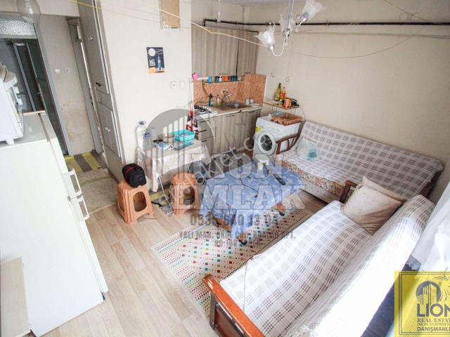 Erdek Halitpaşa Mahallesi'nde Satılık 1+1